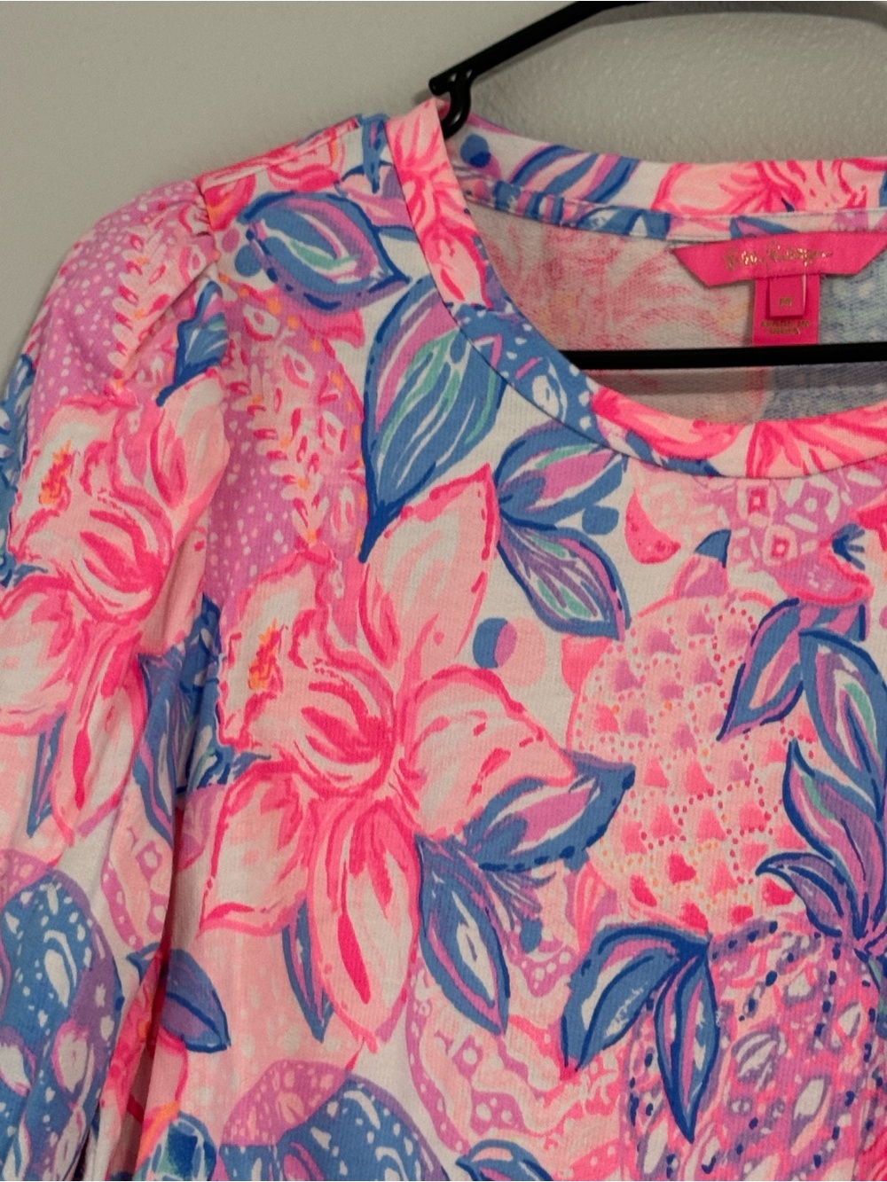 Lilly Pulitzer NWOT Pink & Blue Floral Long Sleeve Sweatshirt - Picture 4 of 9